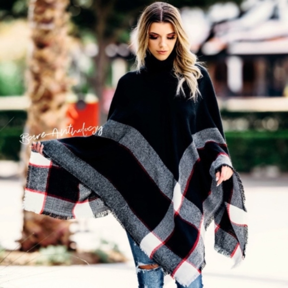 030 Cozy plaid Turtleneck frayed hem Poncho - Picture 6 of 9